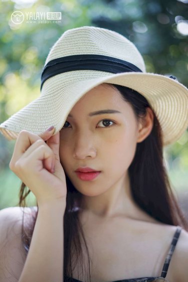 丹麦庄园里的三个女儿